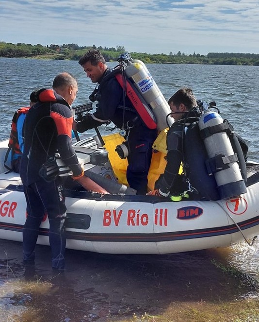 Escuela de Buceo: Segunda Jornada Pr�ctica en Aguas Abiertas